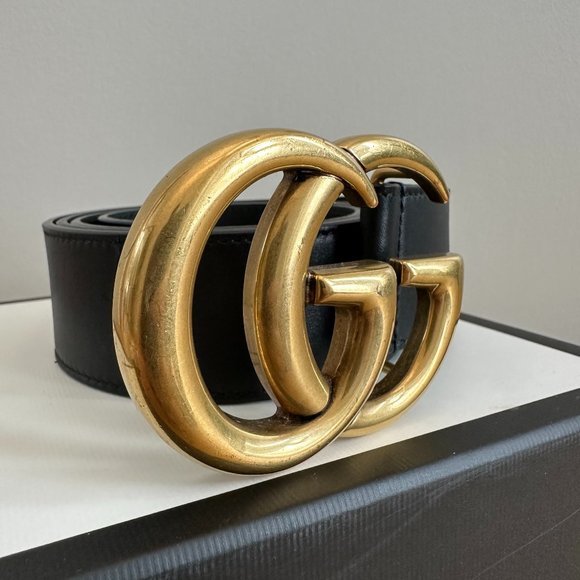 100% Authentic Black Leather Gucci Belt with Antiqued Brass Hardware